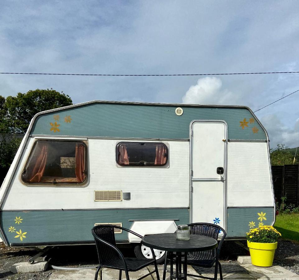 Cosy Caravan At Carrigeen Glamping Kilkenny Exterior photo